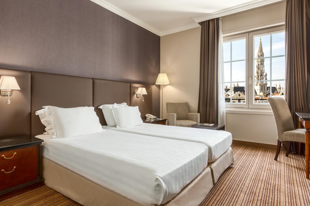 Фото отеля 2