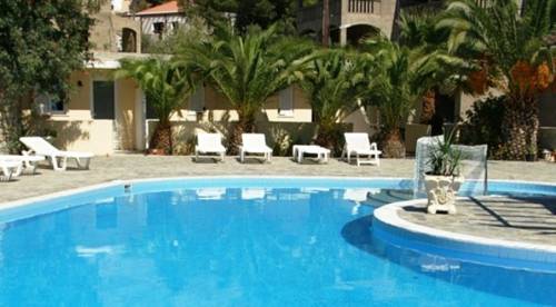 Фото Voula Ilias Studios