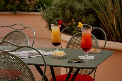 Фото EasyHotel Nice Palais des Congrès