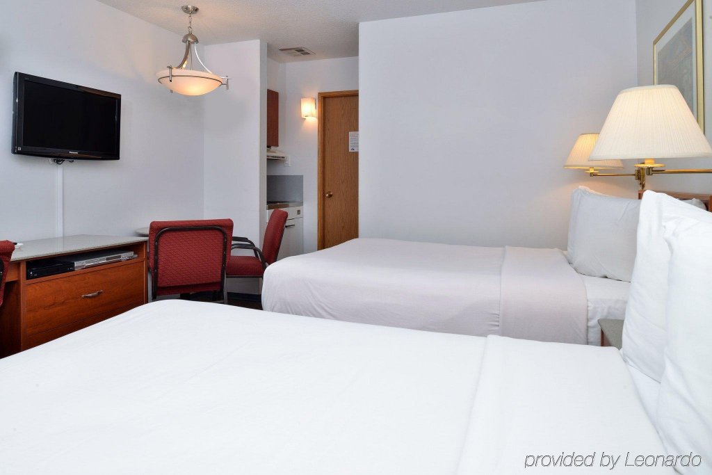 Фото Motel 6 Lethbridge