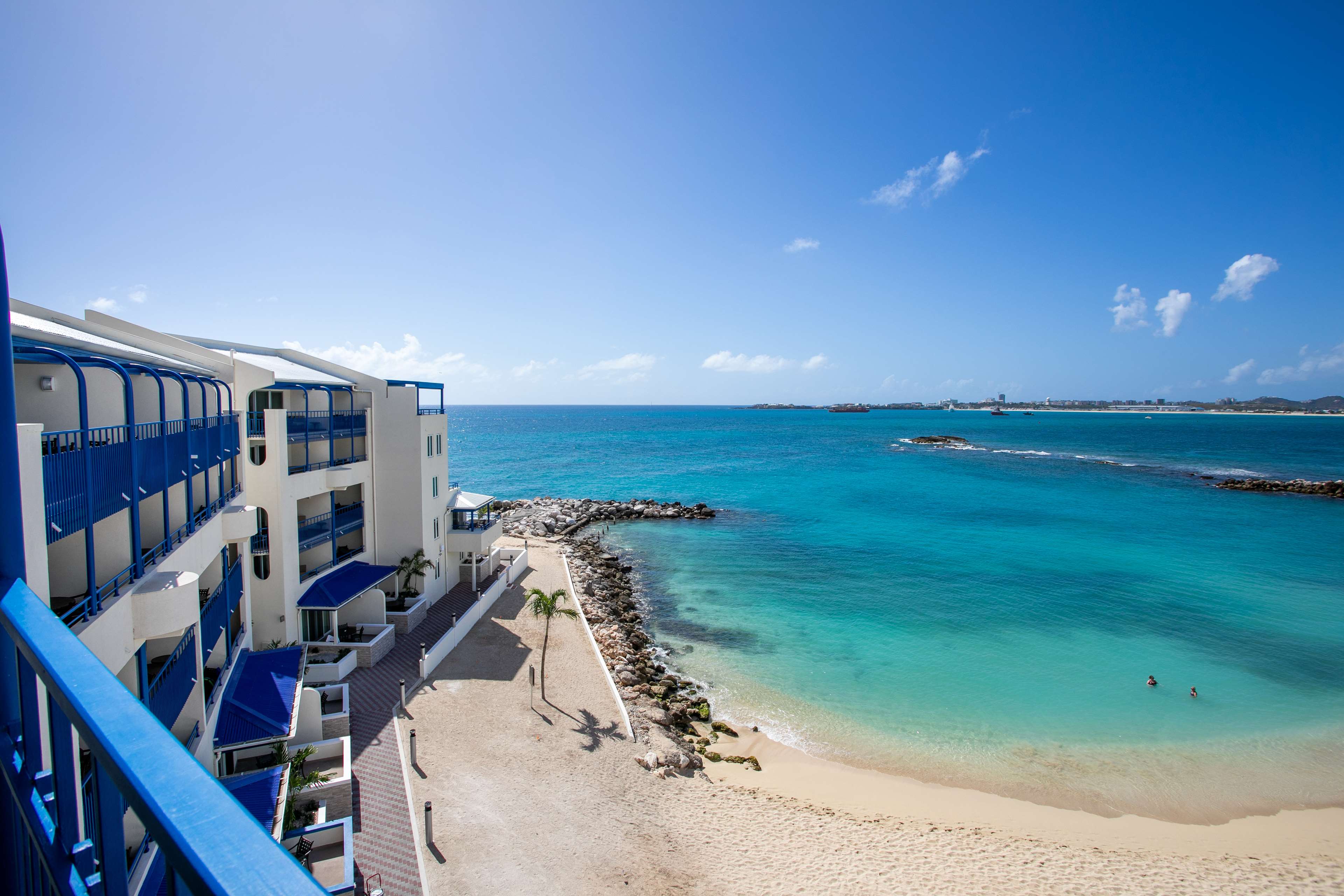 Фото Hilton Vacation Club Flamingo Beach St. Maarten