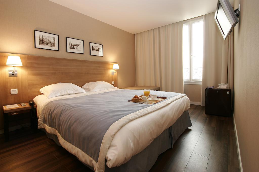 Фото Best Western Rives de Paris La Defense