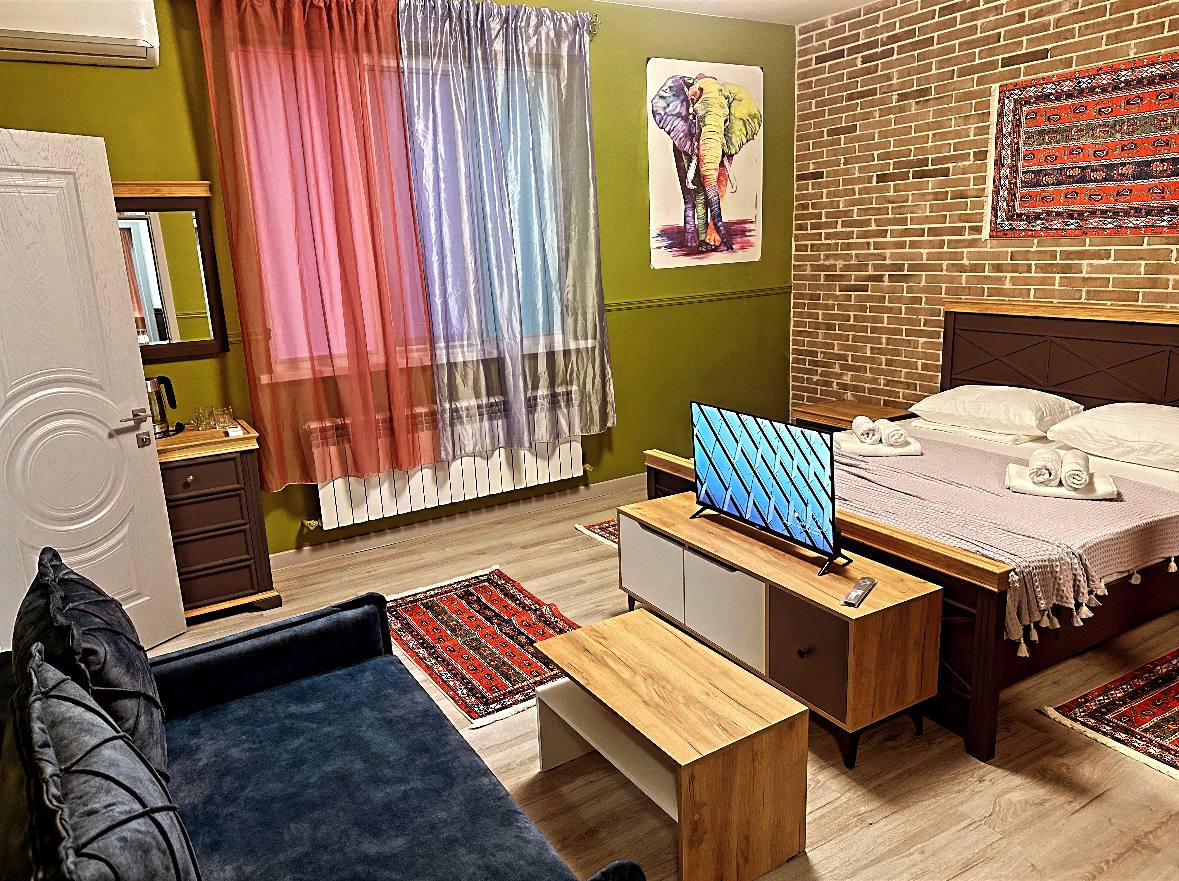 Фото отеля 1