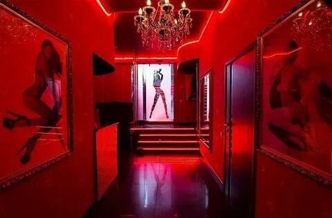 Қазандағы Bohemia эротикалық салоны