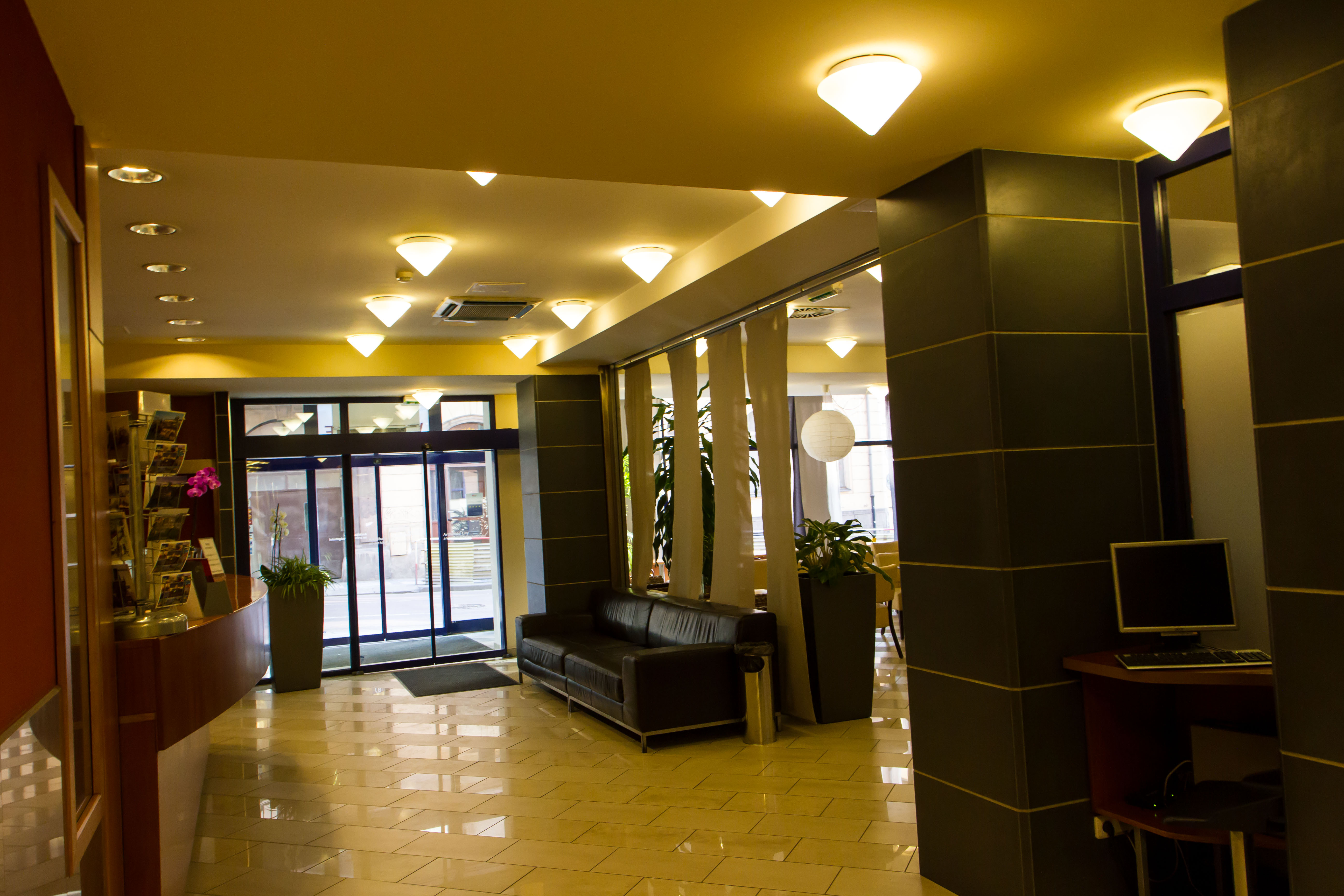 Фото Archibald City