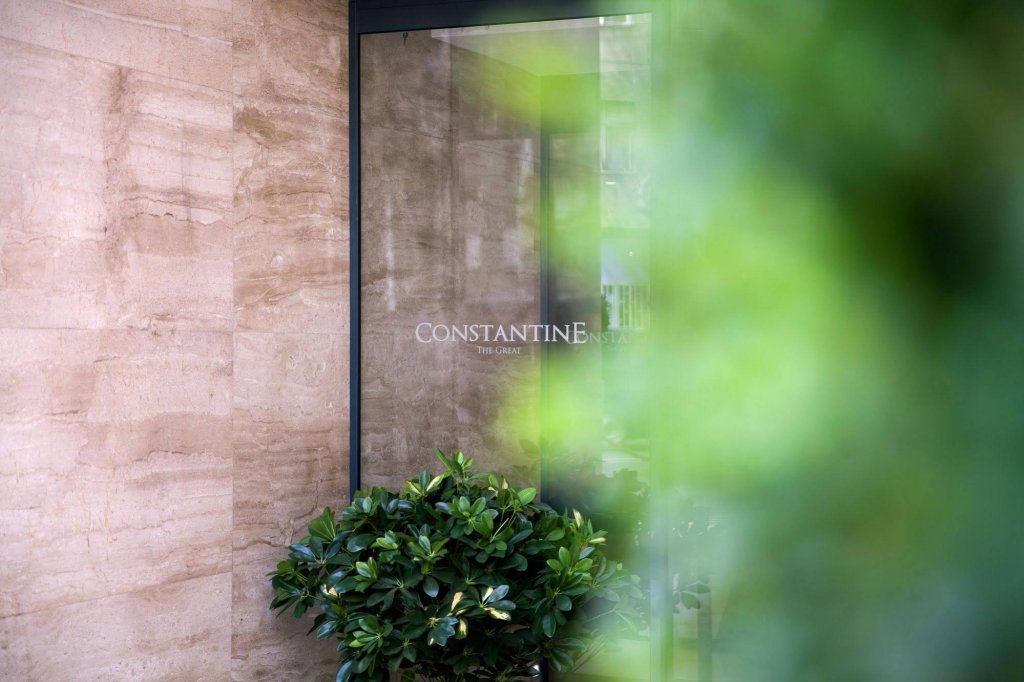 Фото Constantine the Great