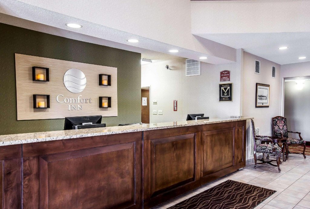 Фото Comfort Inn & Suites Lenoir Hwy 321 Northern Foothills