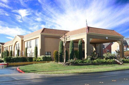 Гостиница Hampton Inn Livermore в Ливерморе