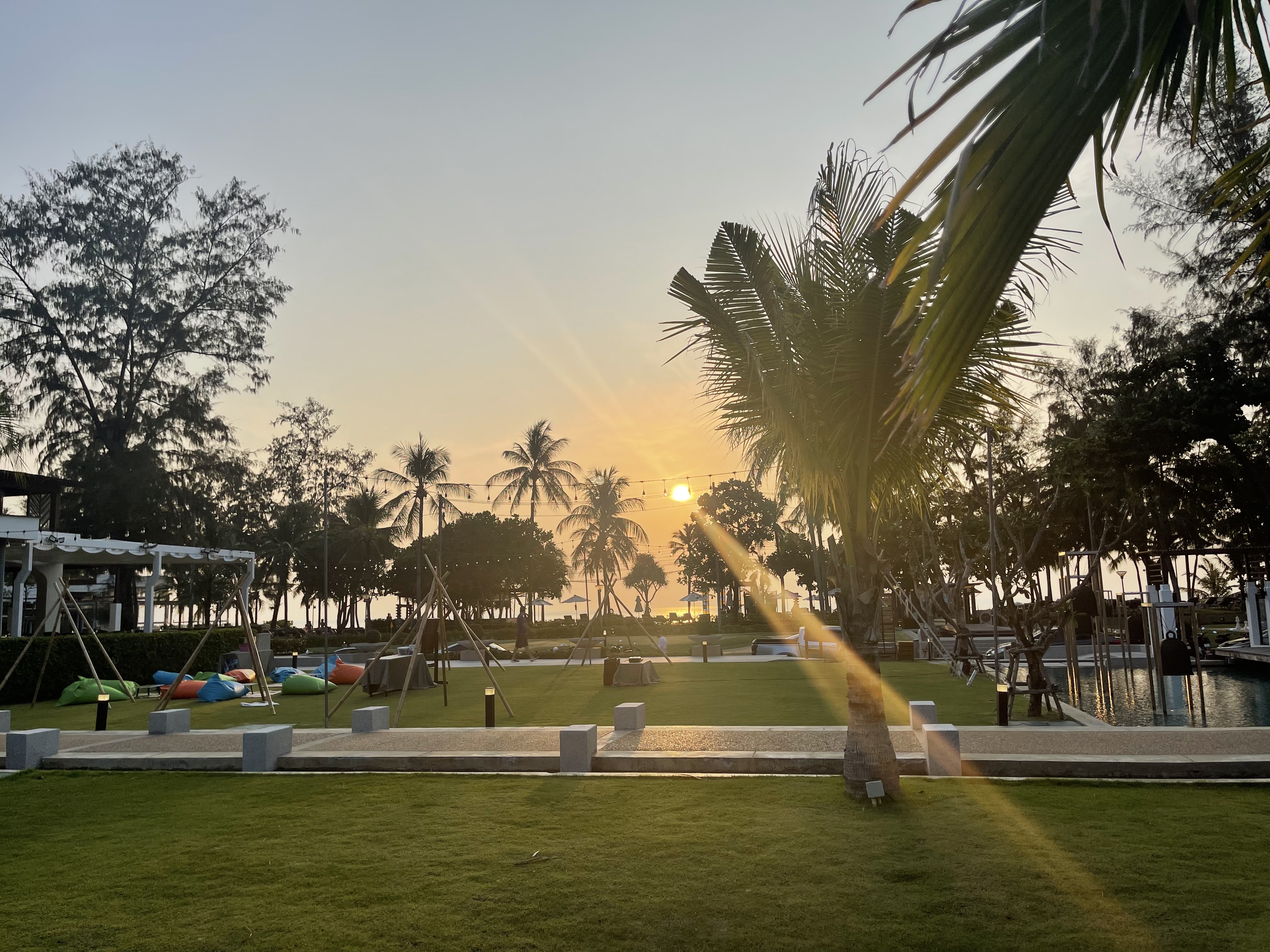 Фото Katathani Phuket Beach Resort