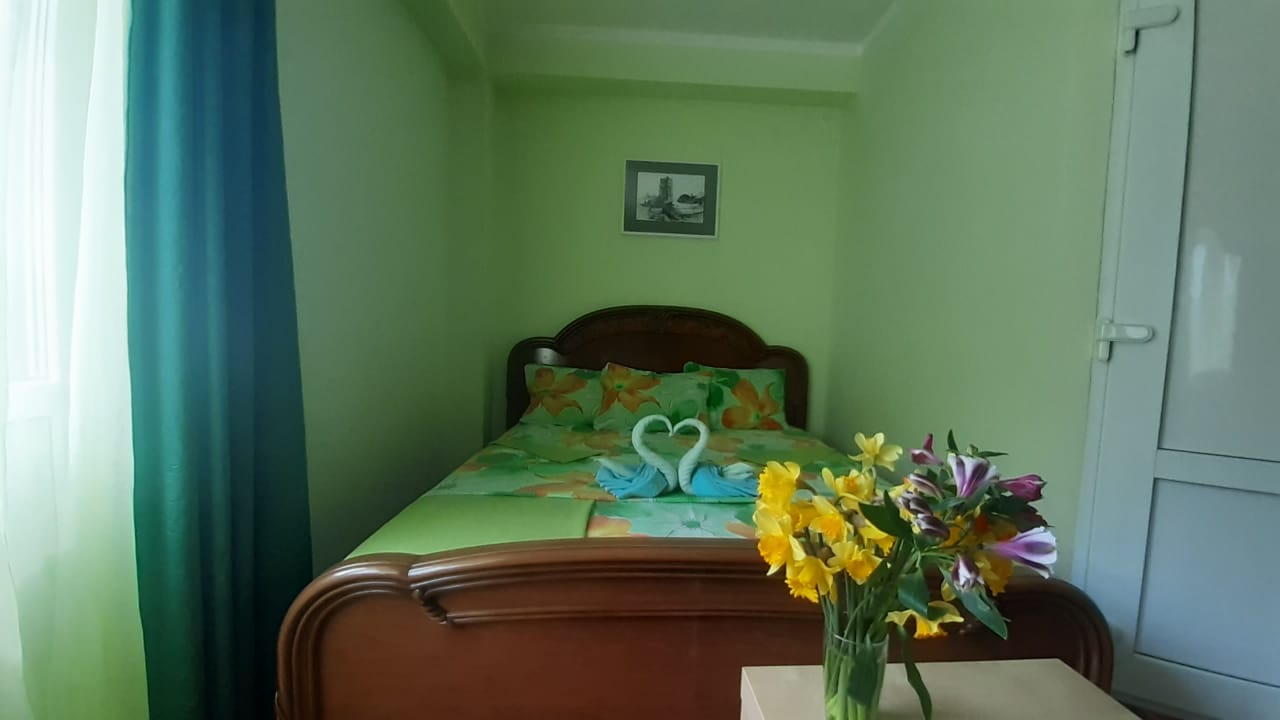 Фото Солнечный