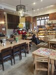 Hleb Nasushny (Ostozhenka Street, 3/14), cafe