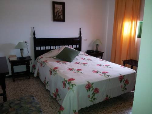 Фото Apartamentos Esmeralda