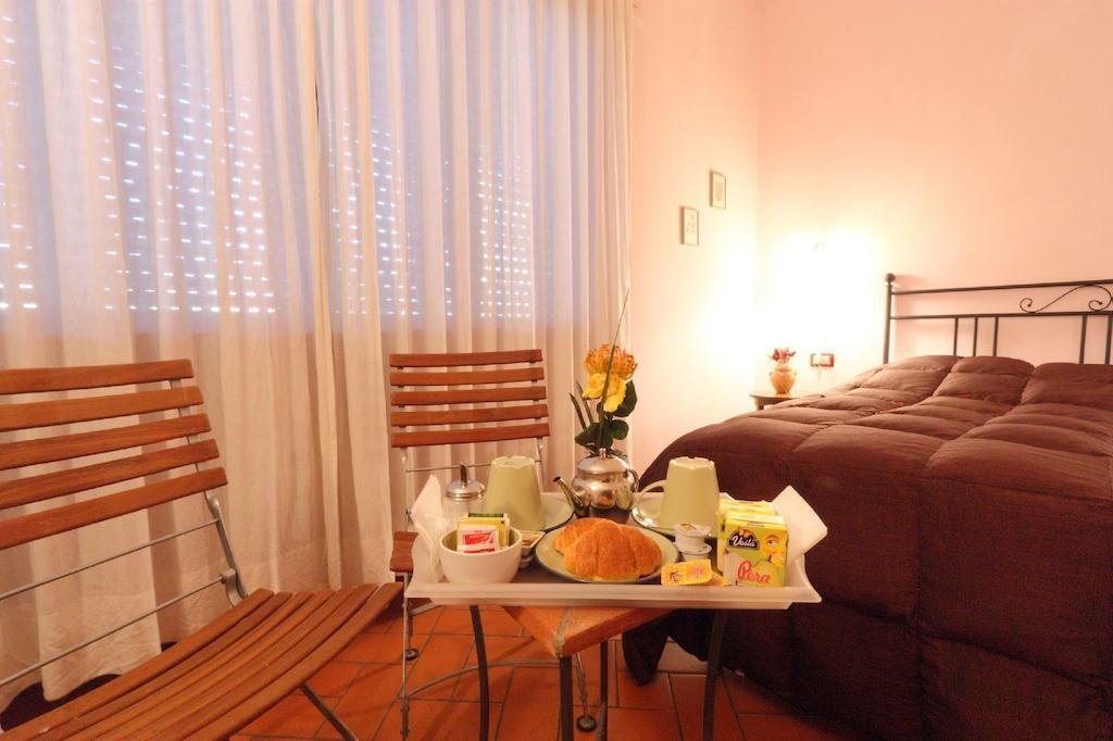 Фото Antica Posta Bed & Breakfast - Florence