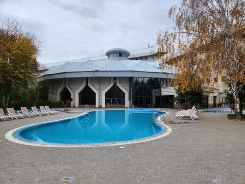 Внешний вид отеля Swissotel Wellness Resort Alatau Almaty в Алматах, фото 5