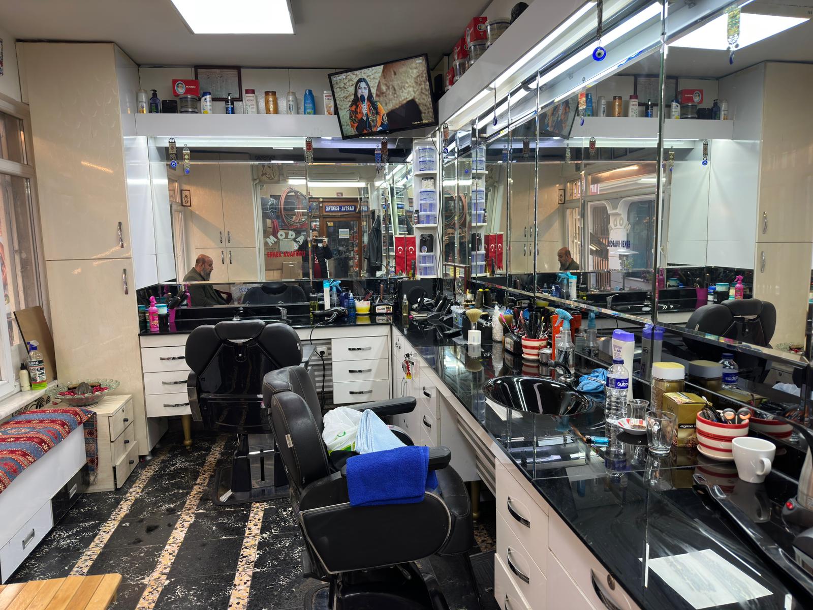 Fashion Men's Hairdresser