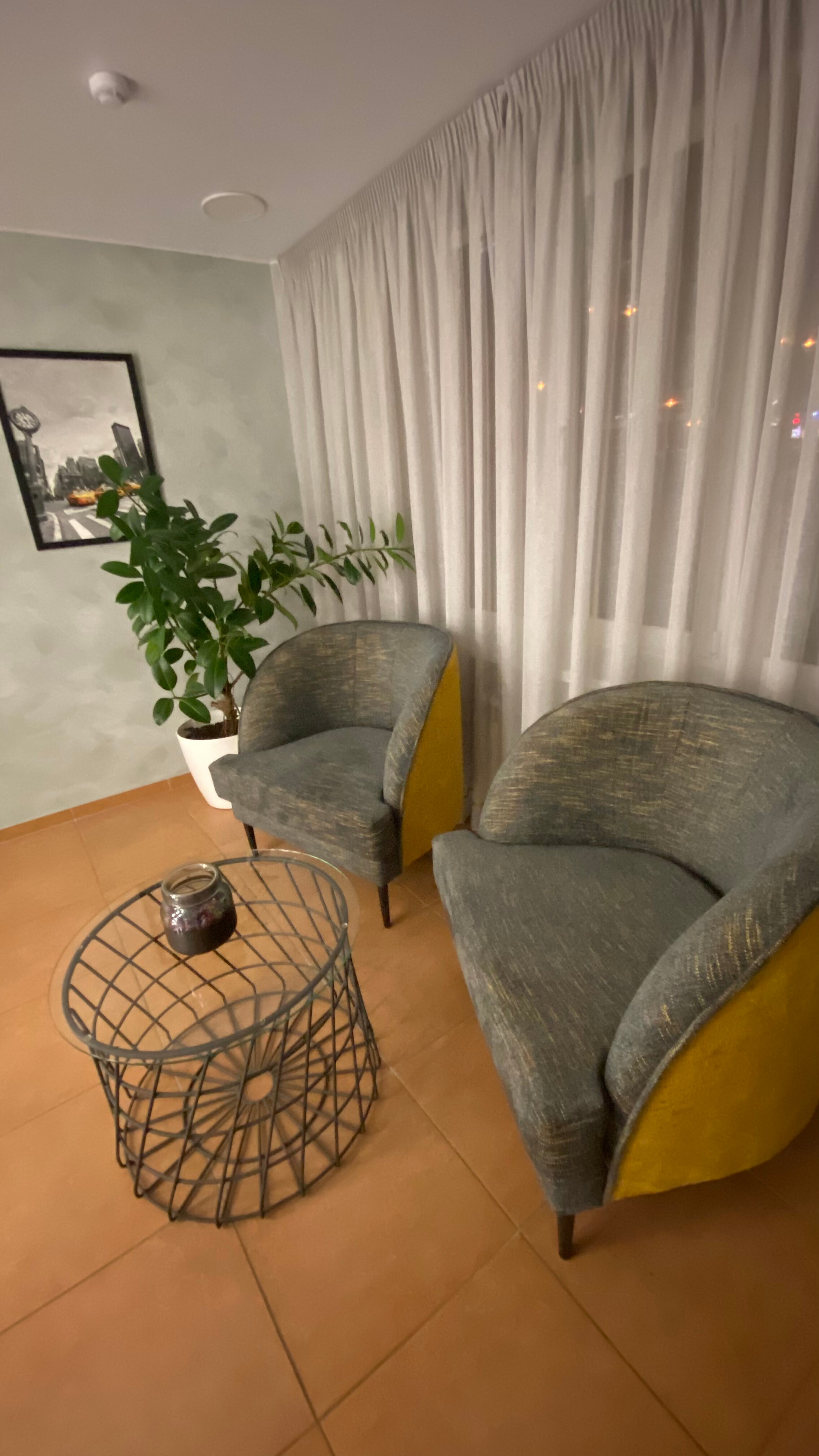 Фото Ле Мон