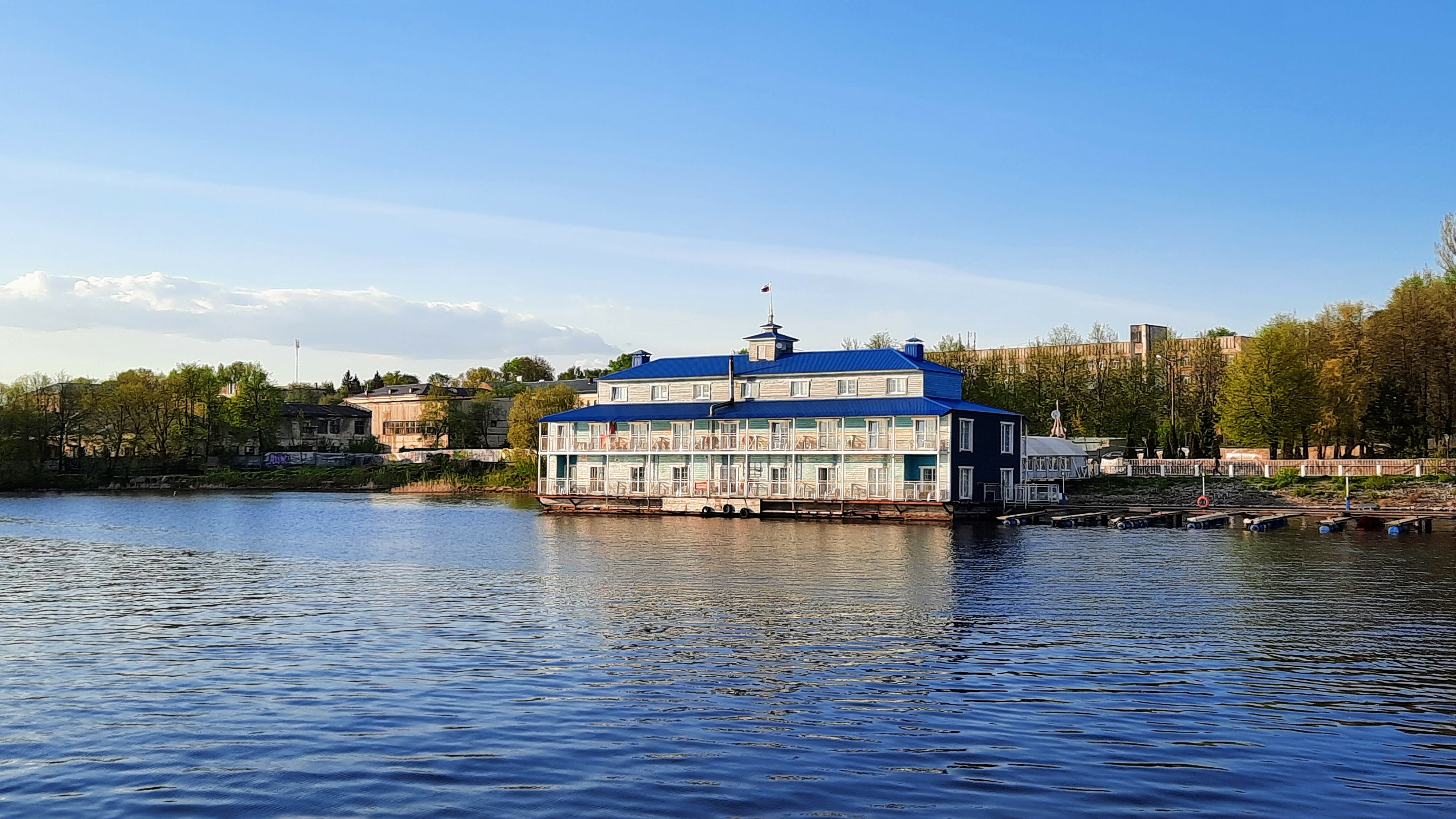 Фото отеля 1