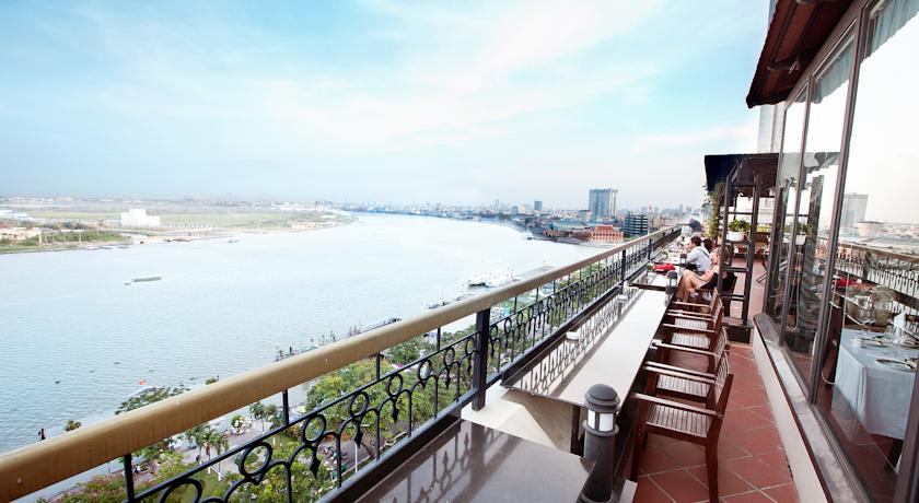 Фото Hotel Majestic Saigon