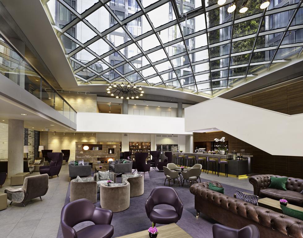 Фото DoubleTree by Hilton London - Tower of London
