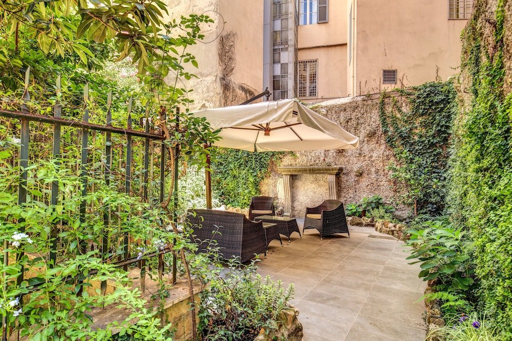 Фото Best Suites Trevi