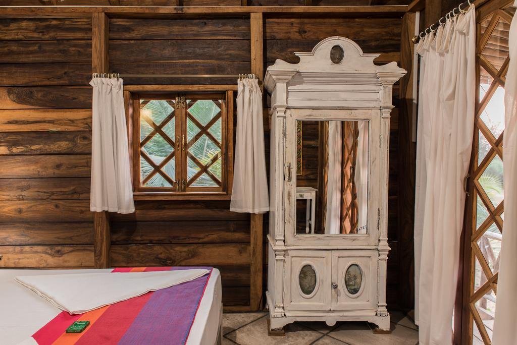 Фото Little India Beach Cottages