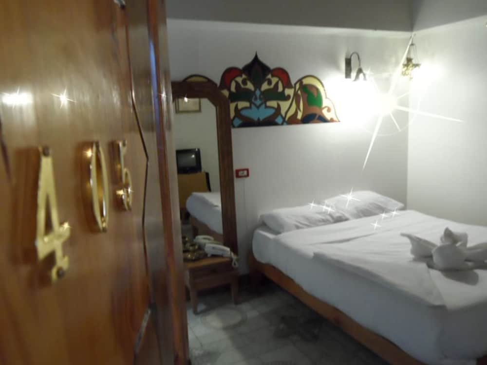 Фото Nefertiti Hotel