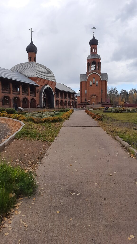 Православный храм Церковь Всех Святых в Земле Российской просиявших, Братск, фото