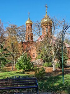 Церковь князя Димитрия Донского (площадь Дмитрия Донского, 14), православный храм в Дзержинском