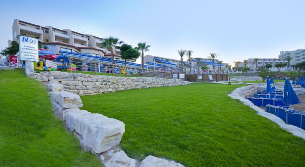 Фото MyroAndrou Beach Hotel Apartments