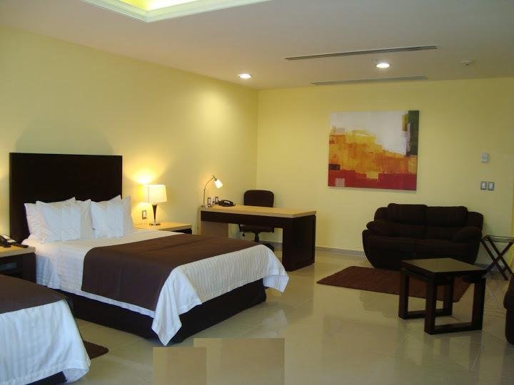 Фото Hotel Hipico Inn