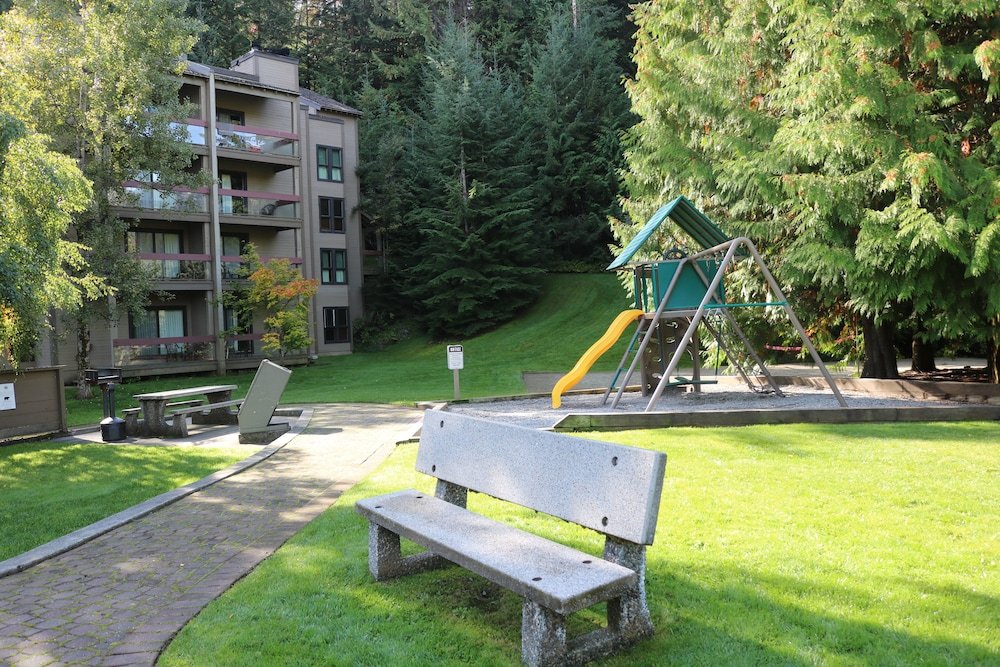 Фото Tantalus Resort Lodge