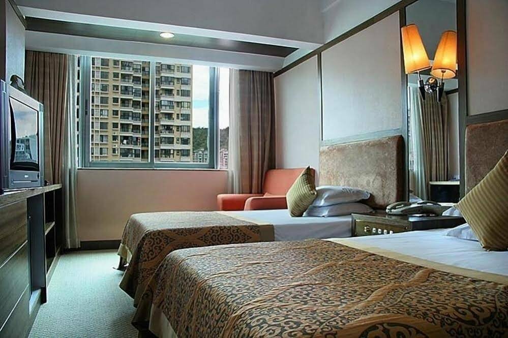Hotel Zhuhai Tourist Hotel, Zhuhai, photo