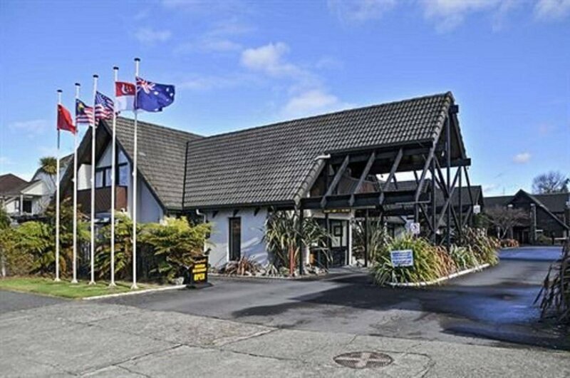 Гостиница Wylie Court Motor Lodge в Роторуа