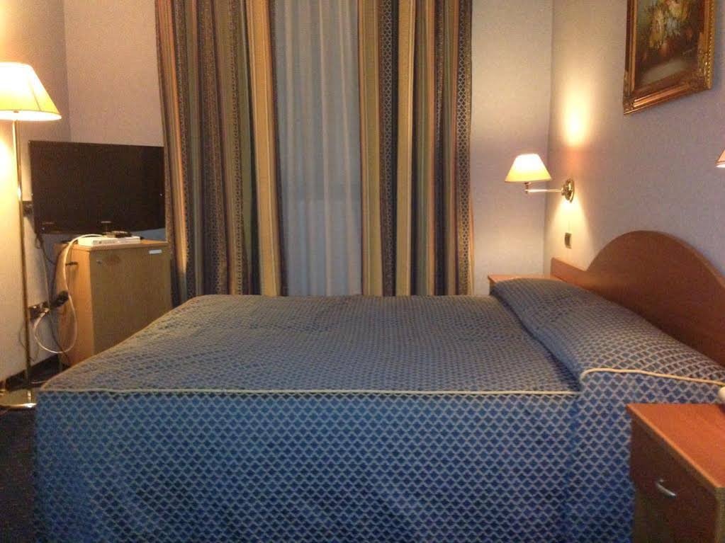 Фото Hotel Queen Victoria