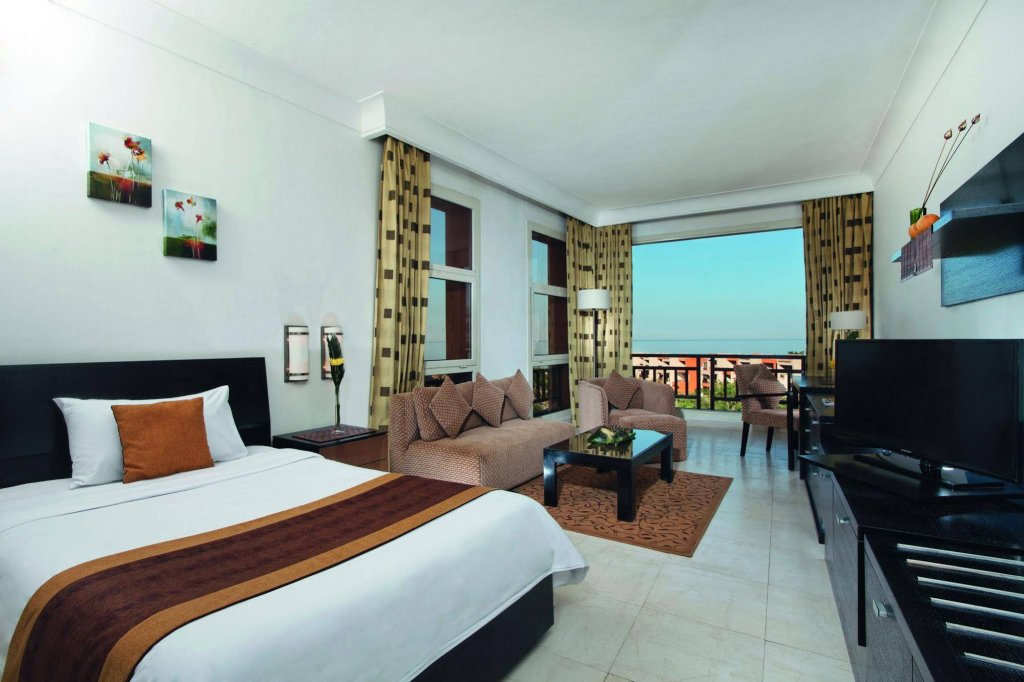 Фото Movenpick Resort El Sokhna