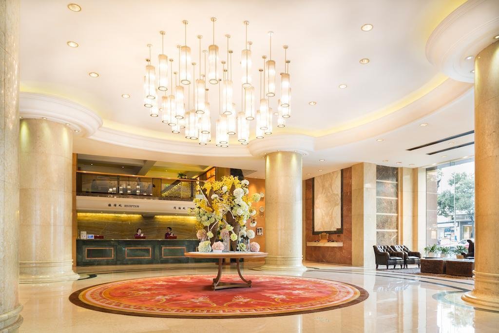 Фото Ruian International Hotel