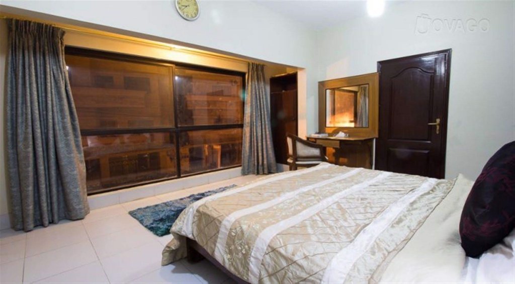 Фото Hilltop Hotel