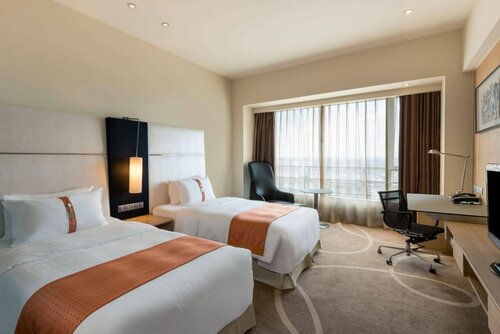 Внешний вид отеля Holiday Inn Shanghai Hongqiao, an Ihg Hotel в Миньхане, фото 3
