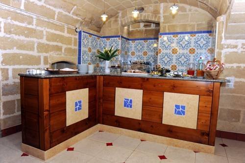 Фото Hotel L'Uomo e il Mare