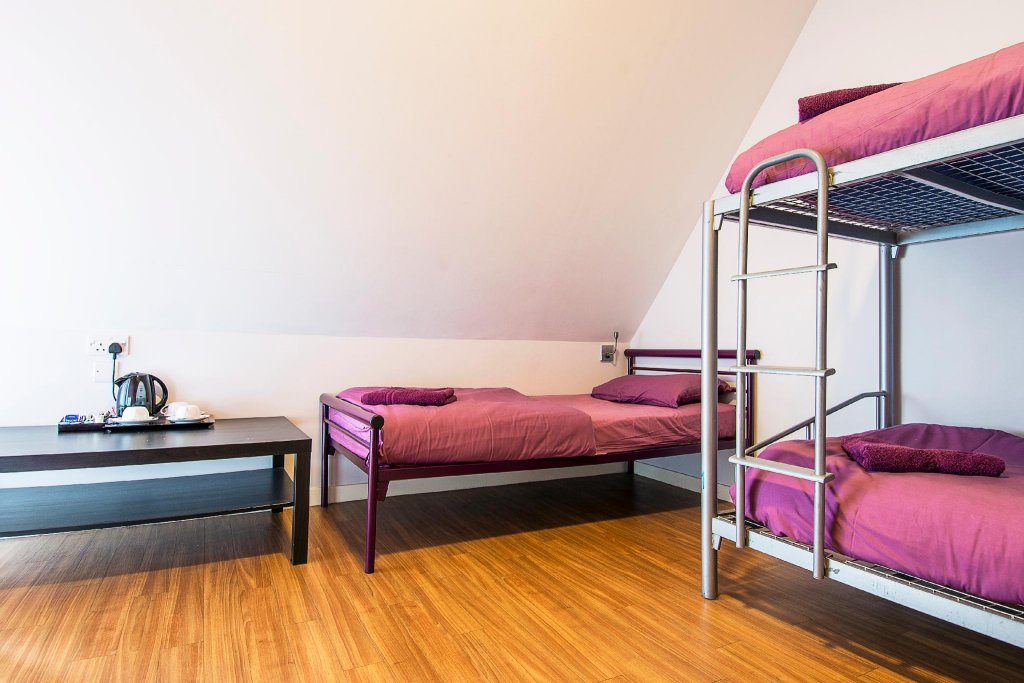 Фото a&o Edinburgh City