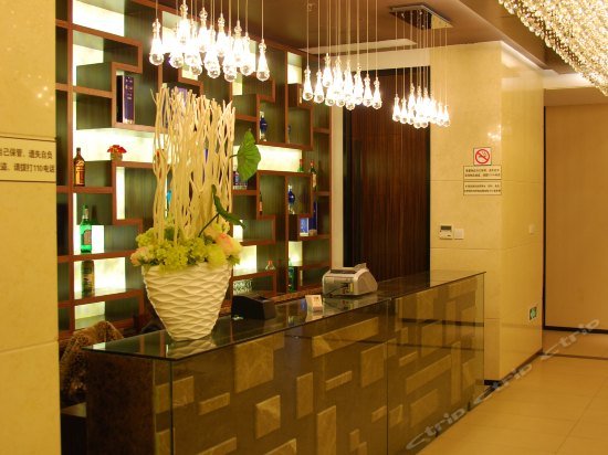 Фото Baiyi Hotel Apartment