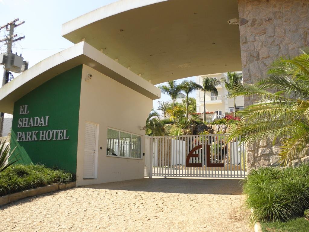 Фото El Shadai Park Hotel