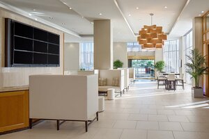DoubleTree by Hilton Hotel Houston - Greenway Plaza