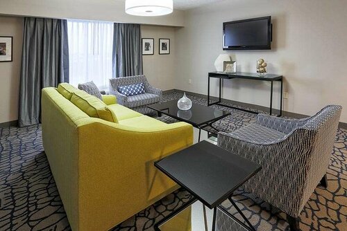 Гостиница Hilton Garden Inn Addison в Аддисоне