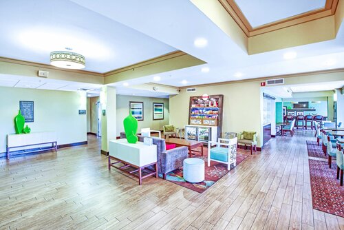 Гостиница Hampton Inn Slidell