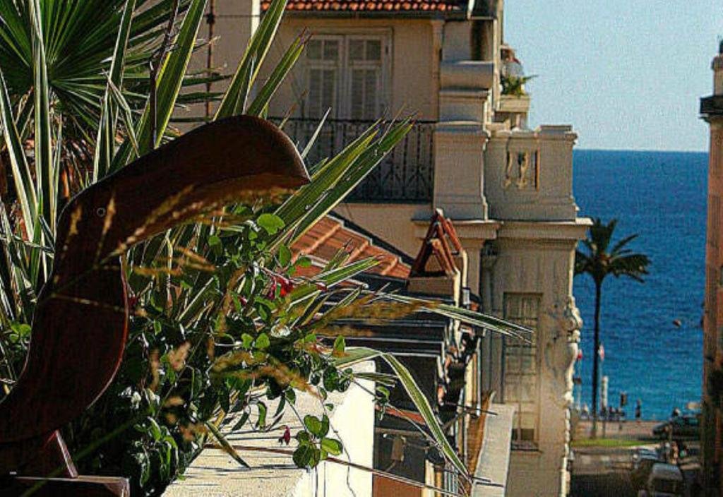 Фото Le Goldstar Appartements Nice