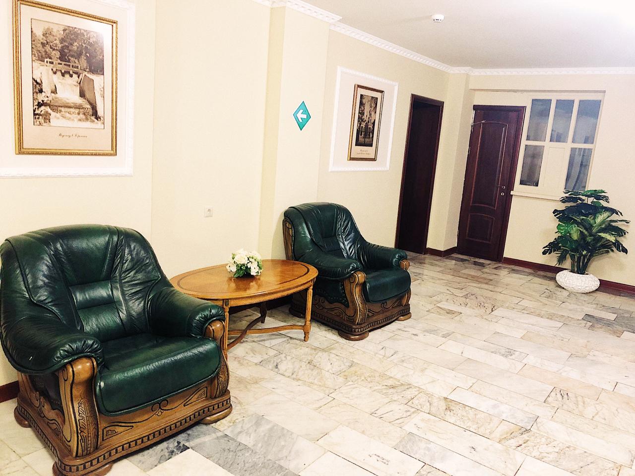 Фото Адонис