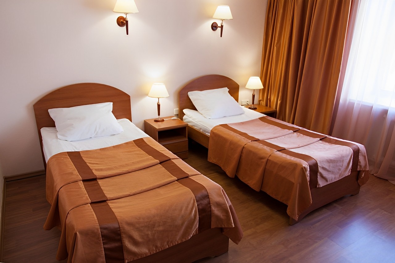 Фото отеля 2