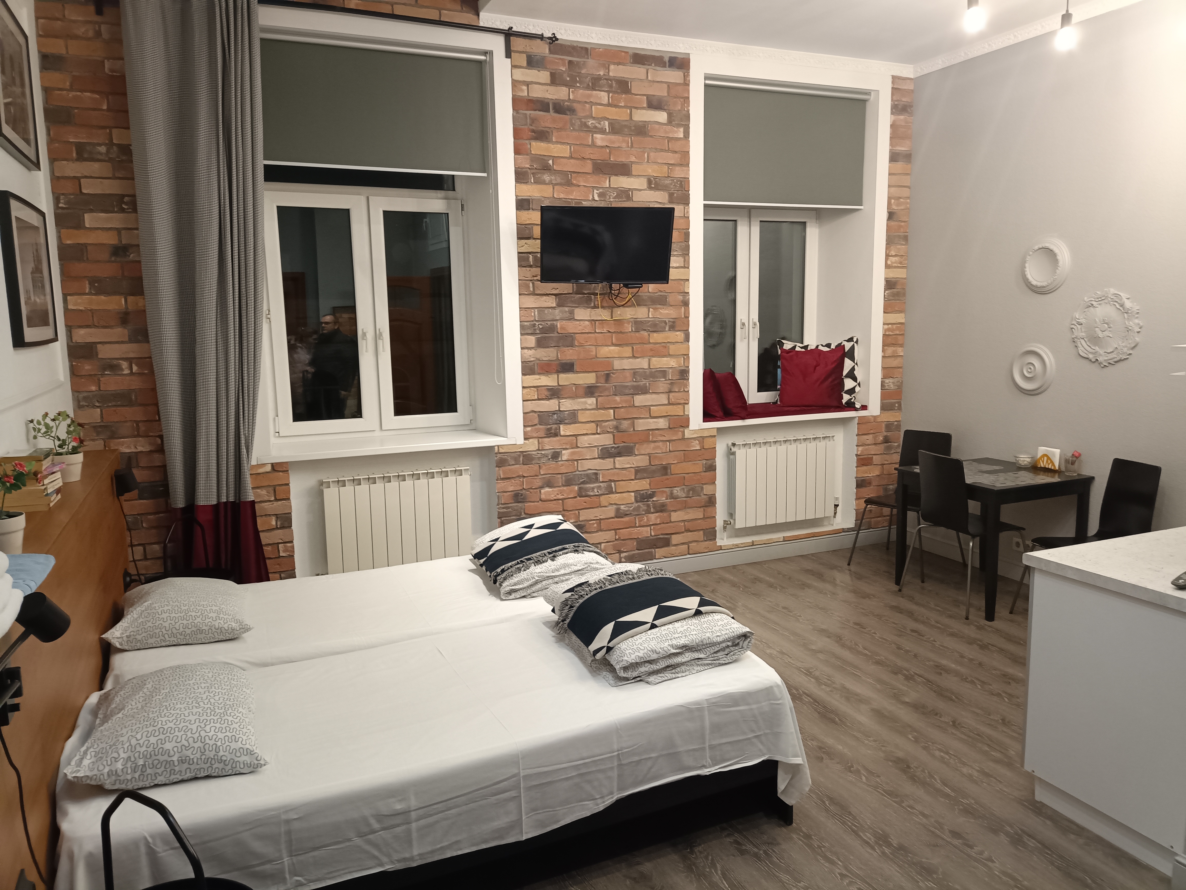 Фото В центре