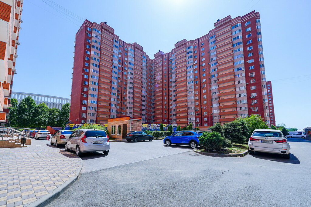Short-term housing rental Квартиры посуточно на Восточно-Кругликовской улице 18/1, Krasnodar, photo